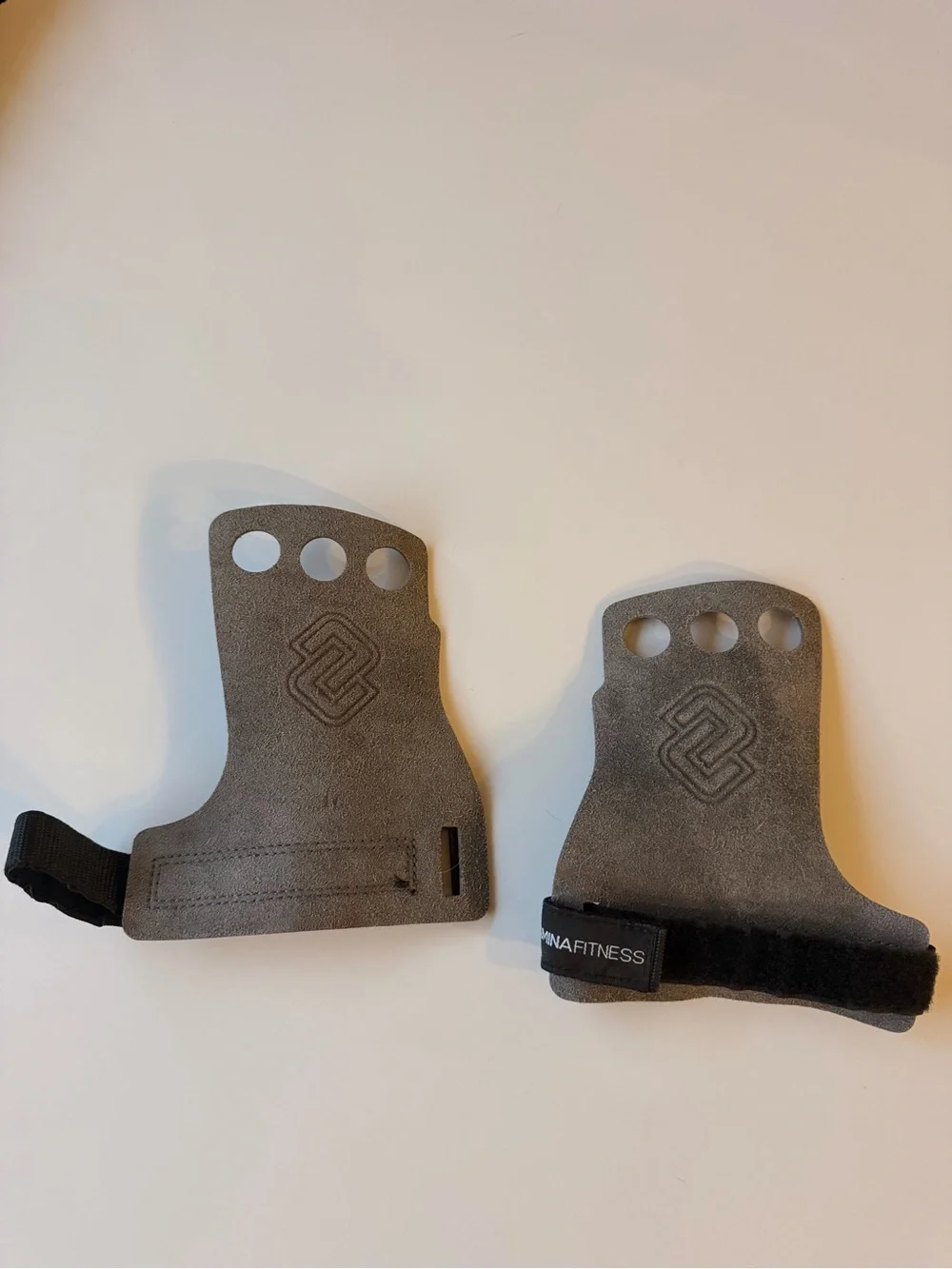 STMN Stamina Black Gymnastic Grips Medium